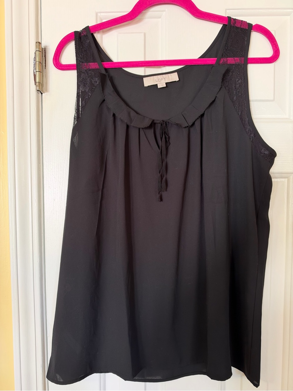 LOFT Black Sleeveless Ruffle Tie-Neck Tank